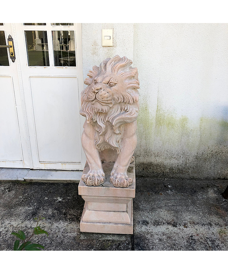 imagem do produto Escultura Par de Le�o Sentado 120cm - EMP376