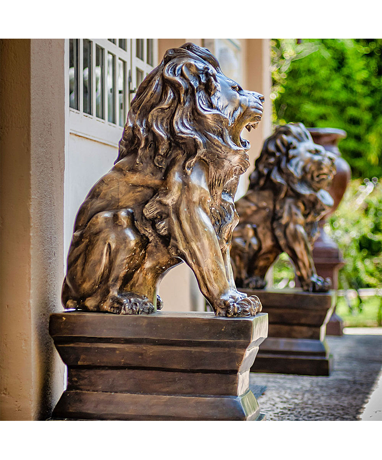 imagem do produto Escultura Par de Le�es com Base em Bronze 120cm - EBZ608 Presen�a Imponente