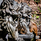 imagem do produto Escultura Par de Le�es com Base em Bronze 120cm - EBZ608