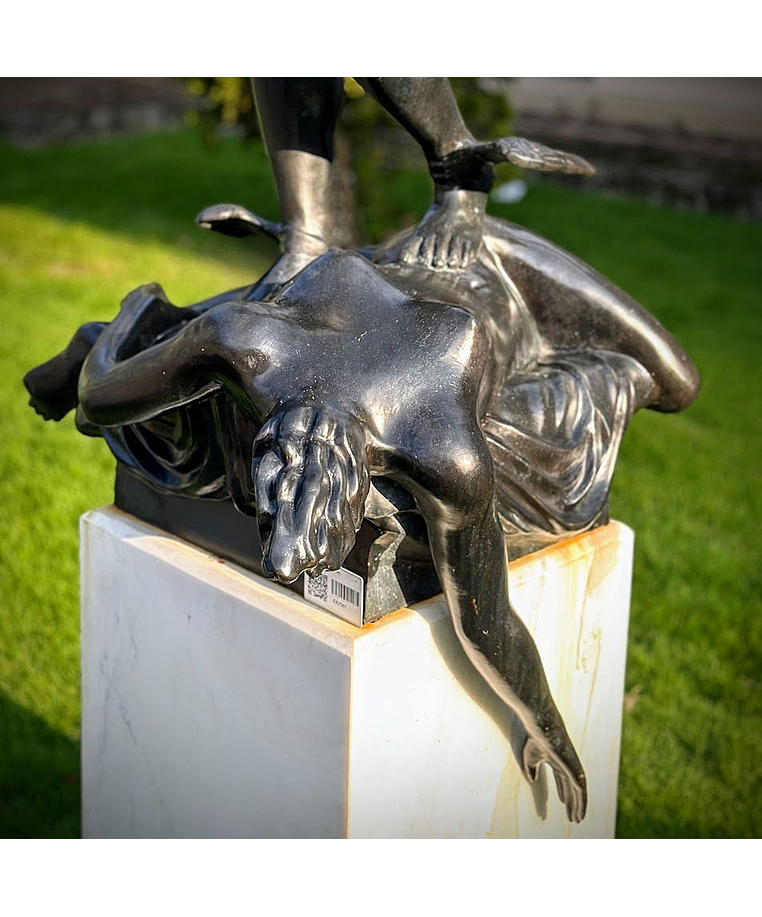 imagem do produto Escultura Perseu com Cabe�a de Medusa 258cm - EBZ581 Obra Impressionante