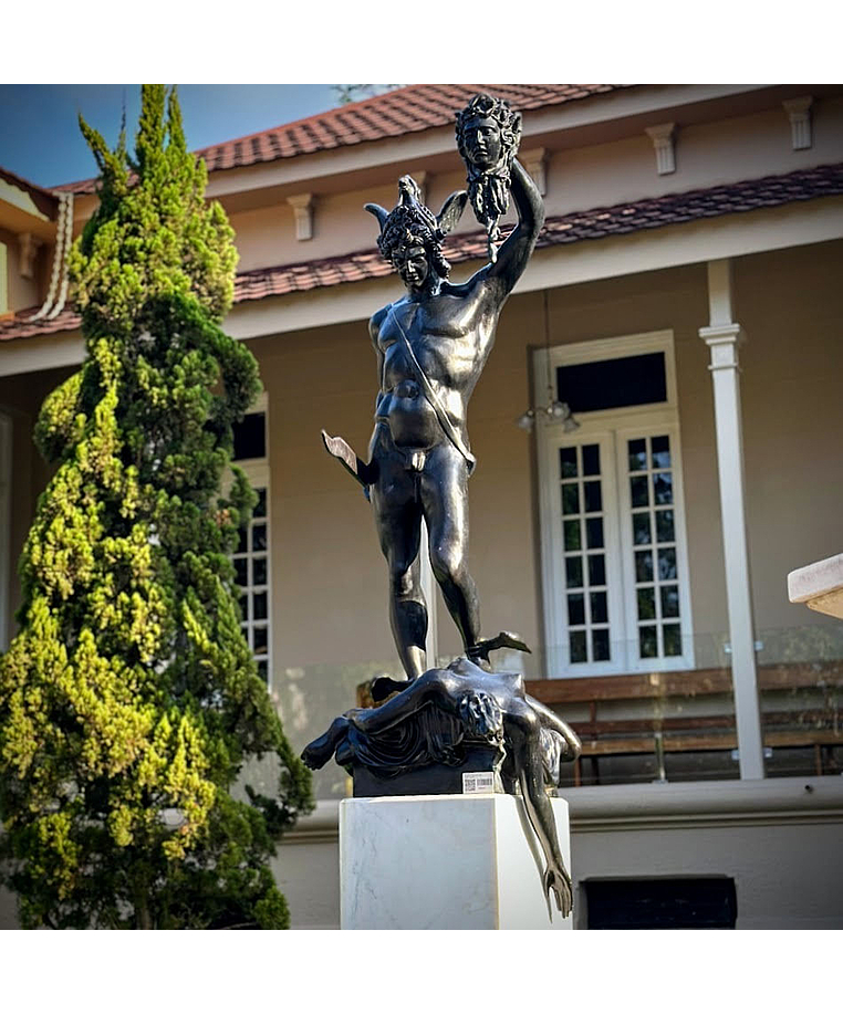 imagem do produto Escultura Perseu com Cabe�a de Medusa 258cm - EBZ581