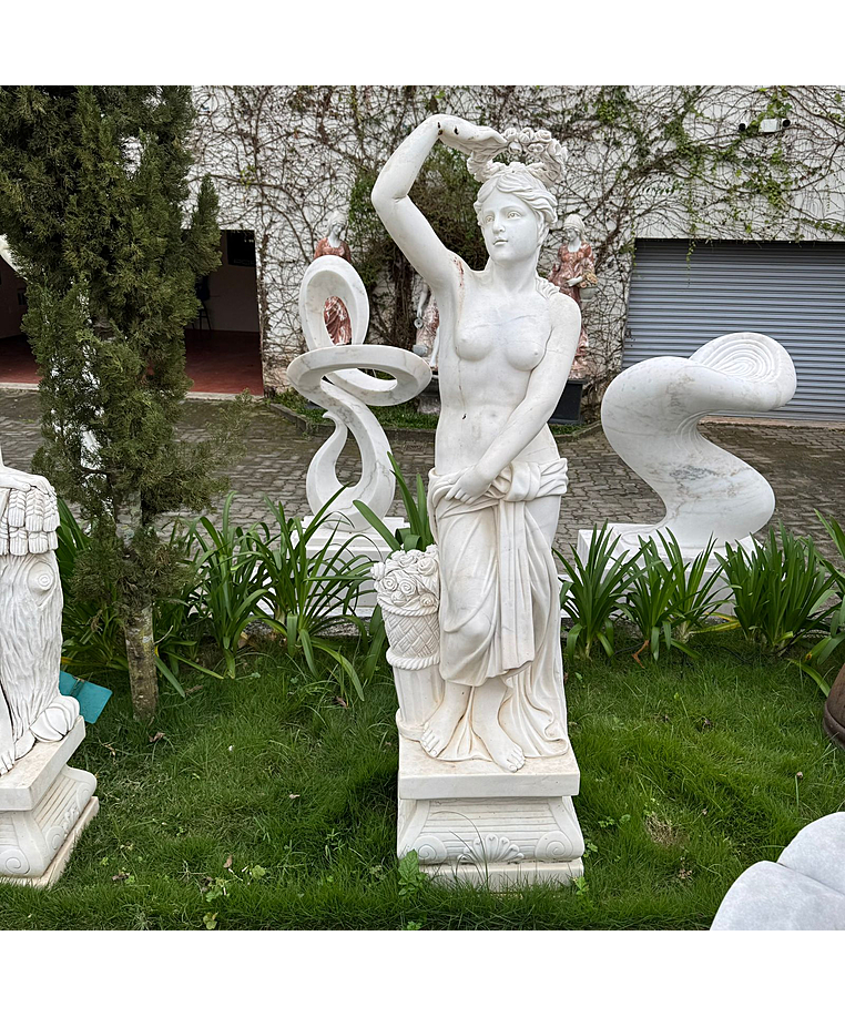 imagem do produto Escultura Primavera M�rmore Branco 175cm - EMP754