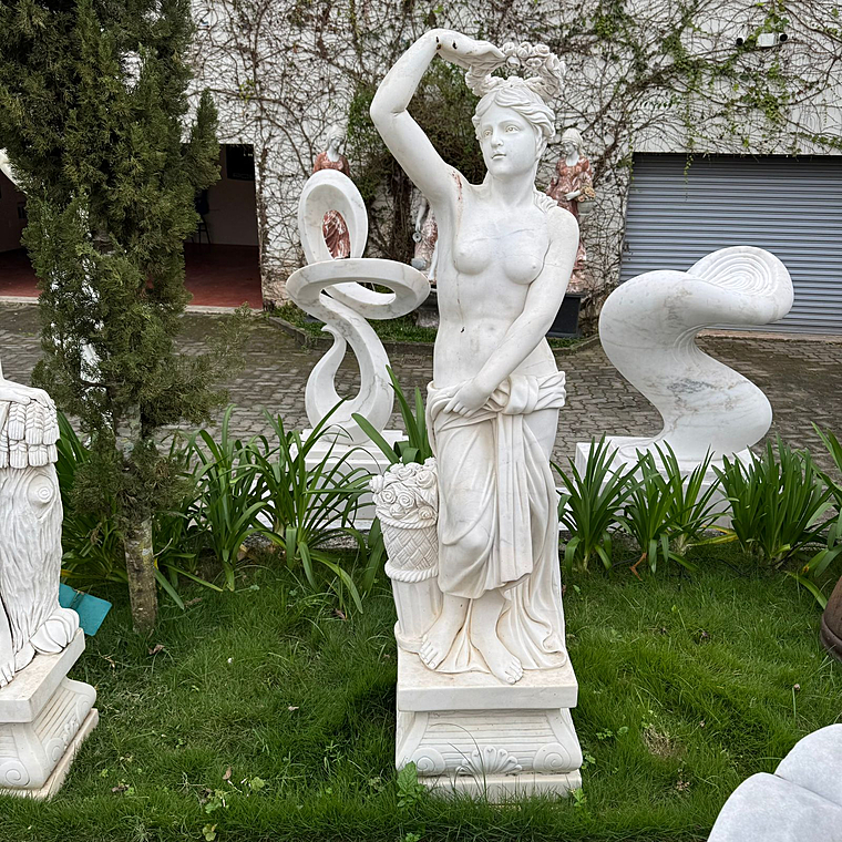 imagem do produto Escultura Primavera M�rmore Branco 175cm - EMP754 Refinada e Imponente.
