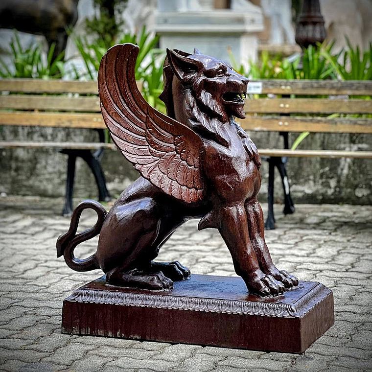 imagem do produto Escultura Quimera em Ferro Fundido 95cm EF410 Misticismo e Impon�ncia
