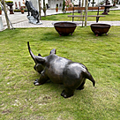 imagem do produto Escultura Rinoceronte em Bronze 48cm EBZ513 For�a e Eleg�ncia