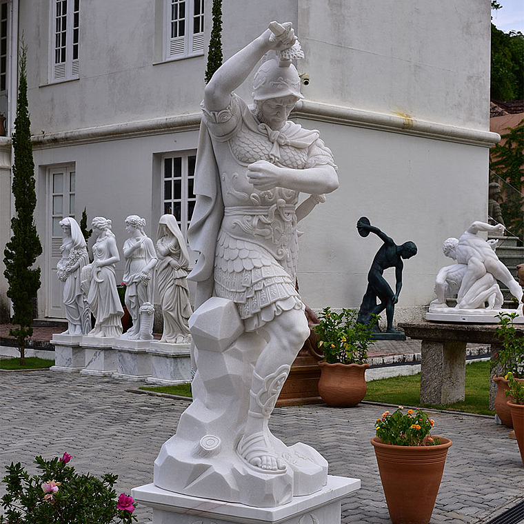 imagem do produto Escultura Soldado Romano 250cm  - EMP500 Grandeza Cl�ssica