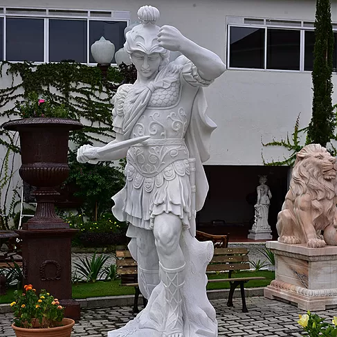 imagem de Escultura Soldado Romano B 250cm - EMP499 Força e Presença Clássica