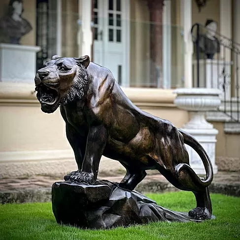 imagem de Escultura Tigre Bronze 120cm - EBZ512 By Quinta Dell'Arte