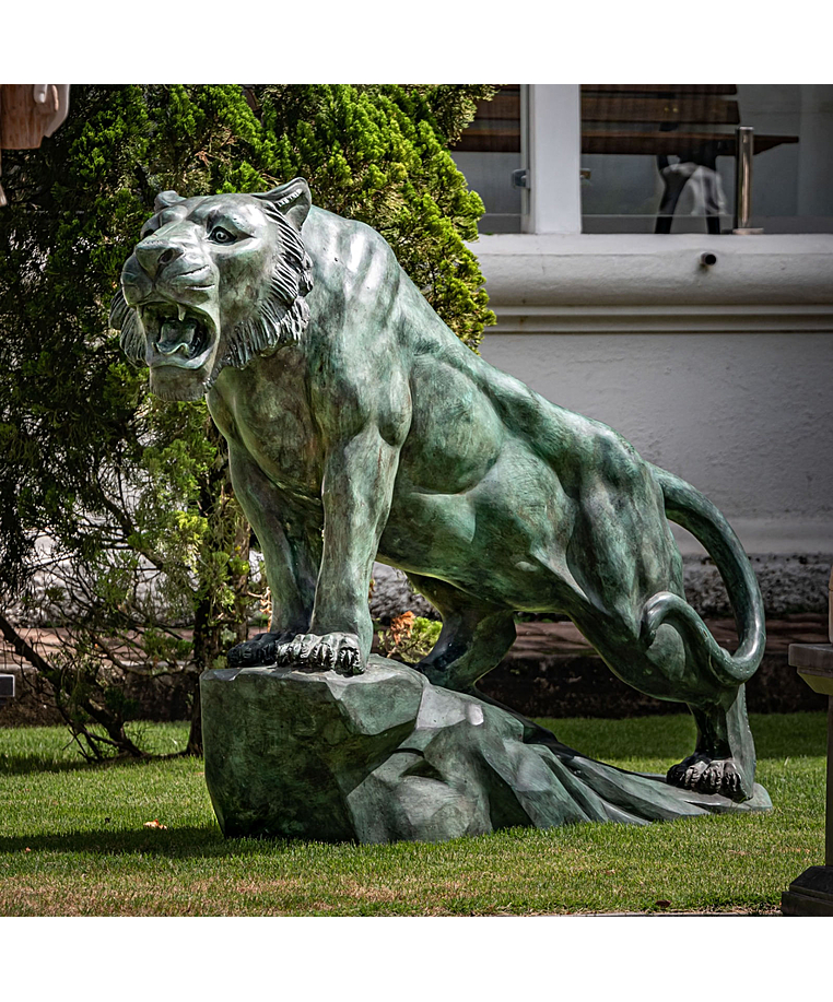 imagem do produto Escultura Tigre Bronze 120cm - EBZ512V