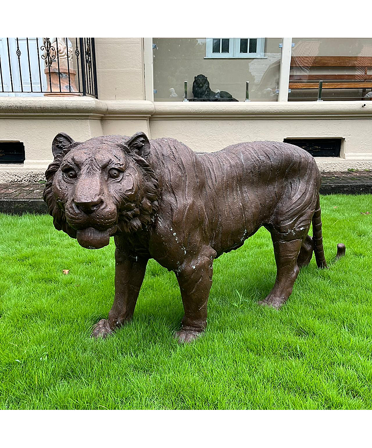 imagem do produto Escultura Tigre em Bronze 190cm - VRBZ349 Impon�ncia e Realismo