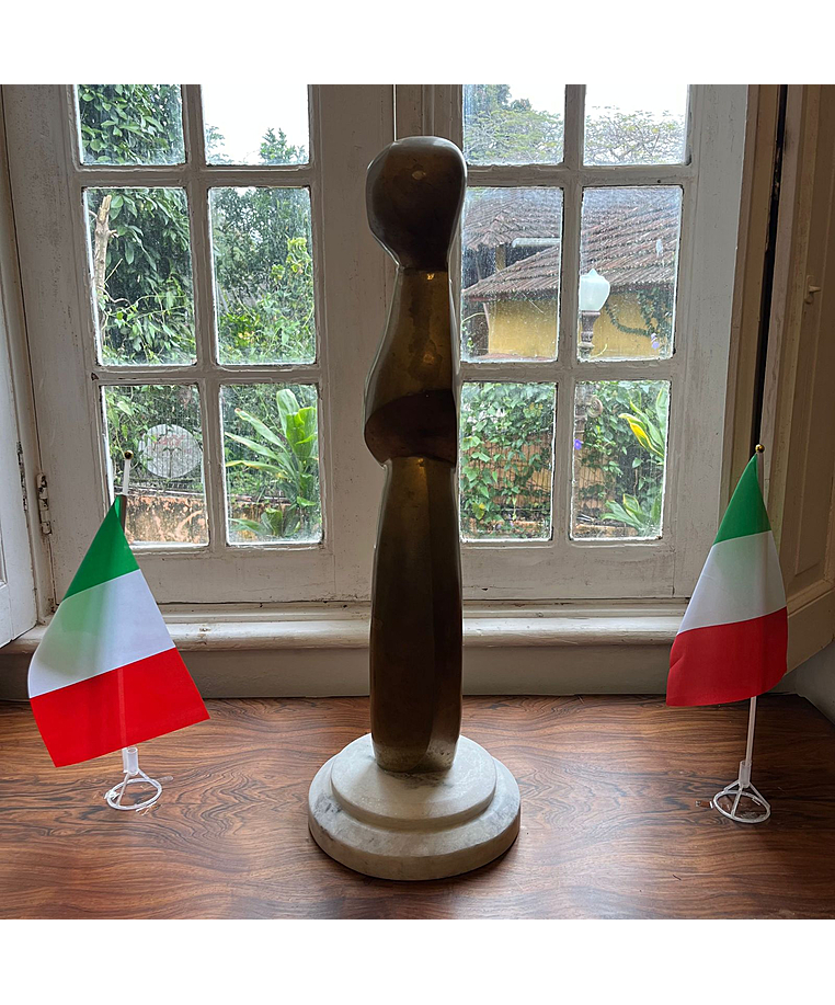 imagem do produto Escultura Vativo em Bronze com Base de M�rmore Branco 75cm EBZ606 Sofistica��o e Arte