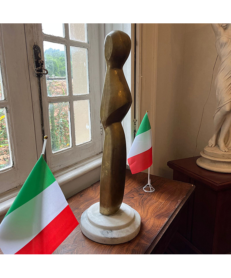 imagem do produto Escultura Vativo em Bronze com Base em M�rmore Branco 75cm - EBZ606