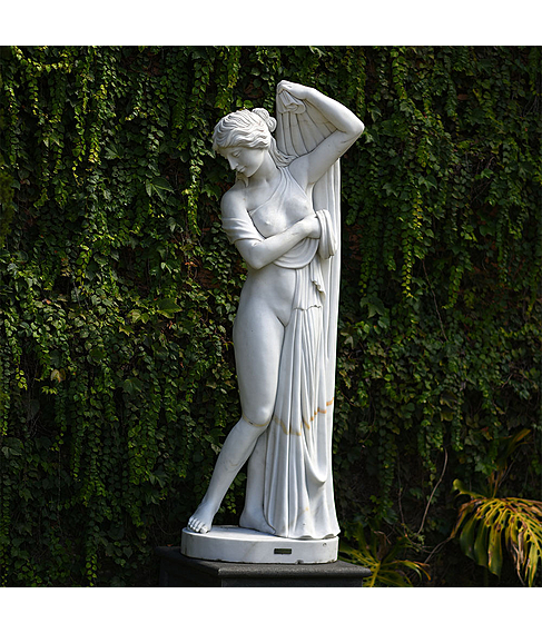 imagem de Escultura Vnus Calipgia 180cm - EMP444