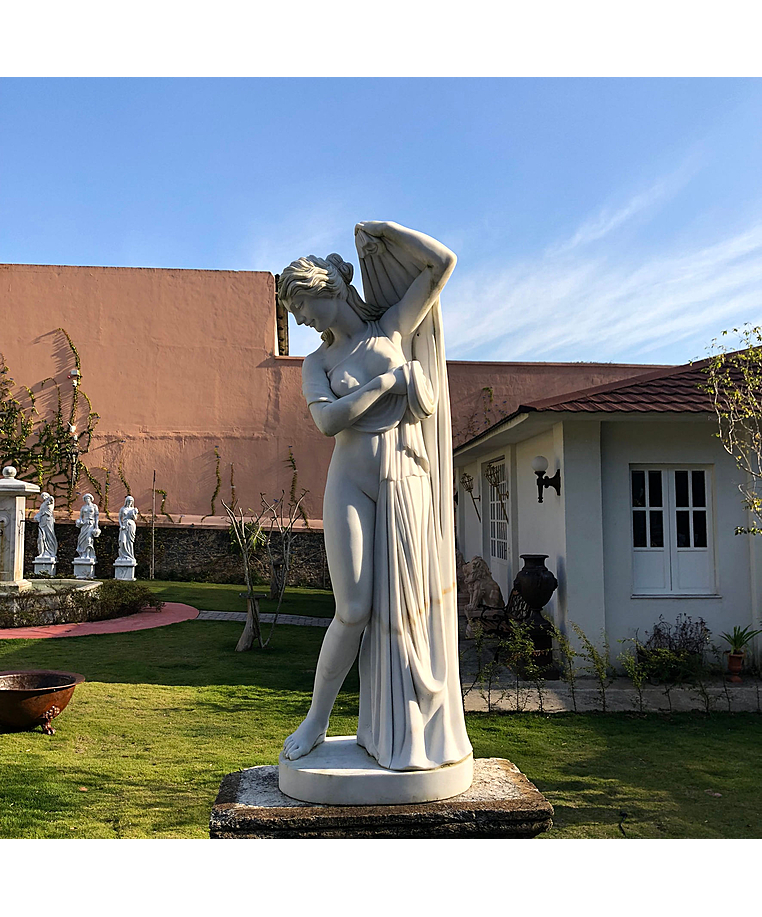 imagem do produto Escultura V�nus Calipgia 180cm - EMP444