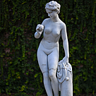 imagem do produto Escultura V�nus com Ma�a 160cm - EMP479 Destaque Cl�ssico para Jardins