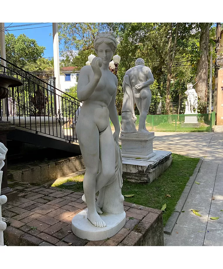 imagem de Escultura Vênus Com Maça Mod 02 160cm - EMP483