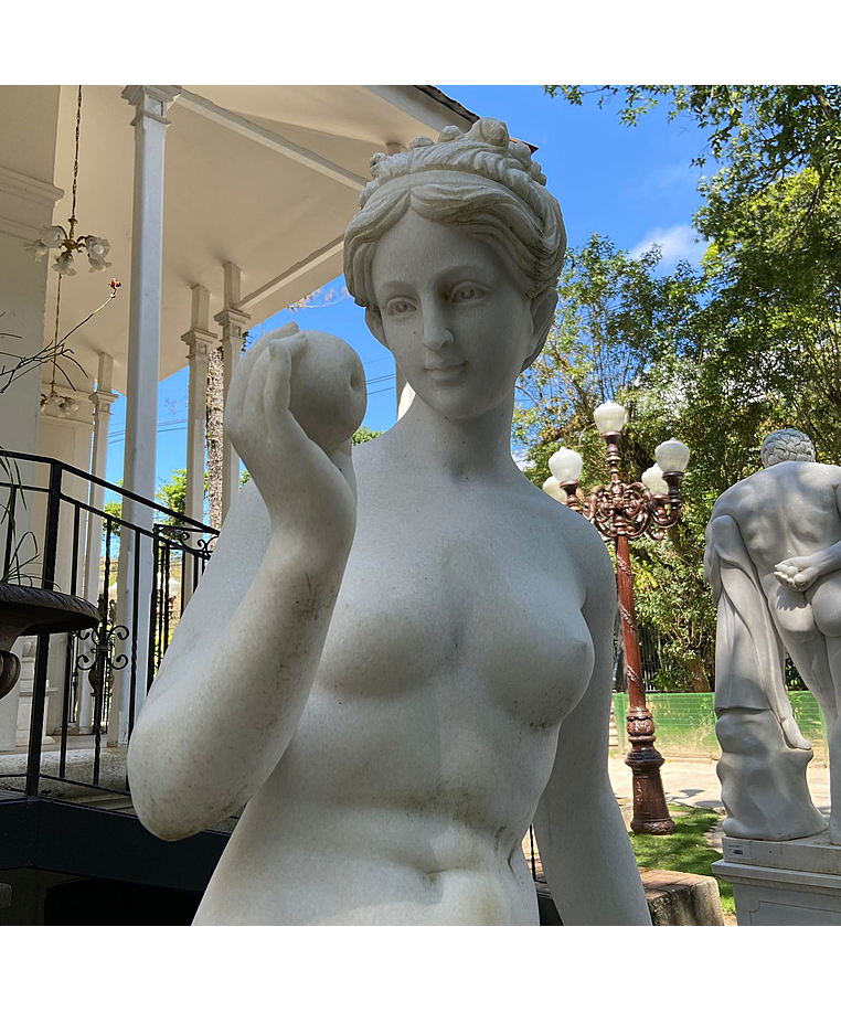 imagem do produto Escultura V�nus Com Ma�a Mod 02 160cm - EMP483