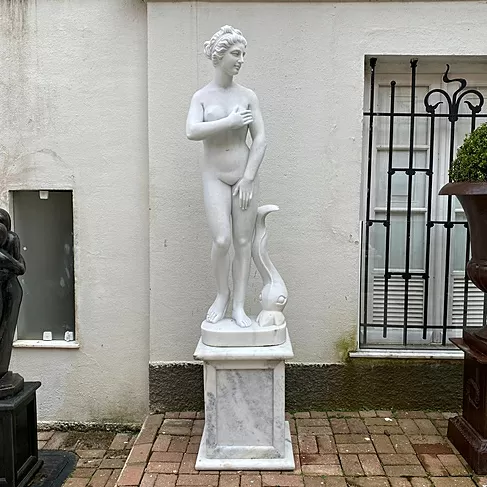 imagem de Escultura Vênus de Médici 160cm - EMP478 Arte Elegante e Atemporal