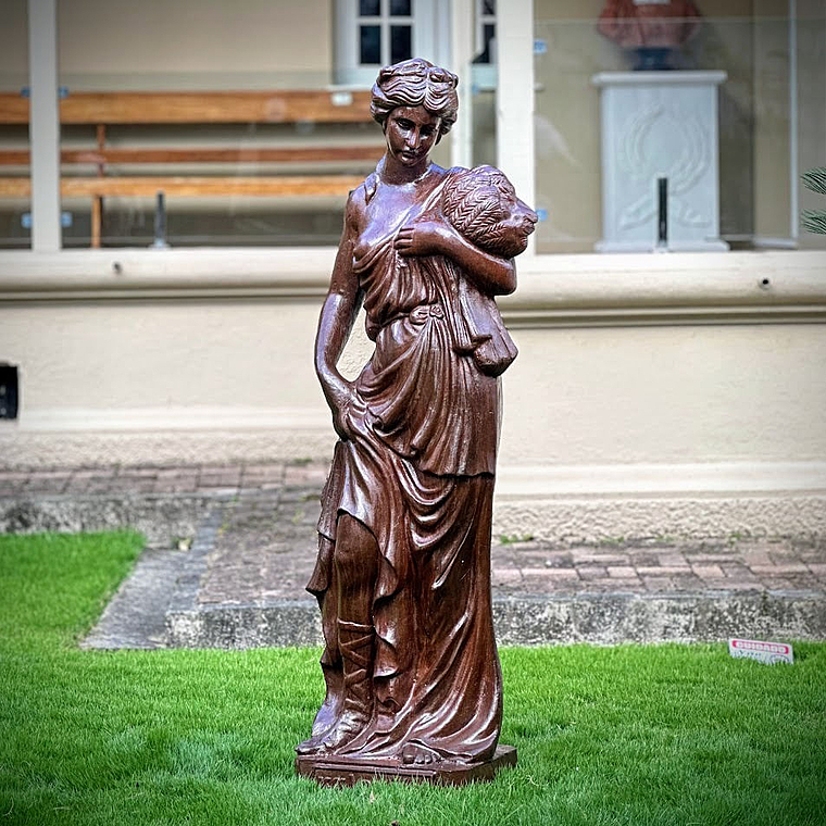 imagem do produto Escultura Ver�o de Ferro Fundido 175cm - EF020 Arte e Leveza Cl�ssica