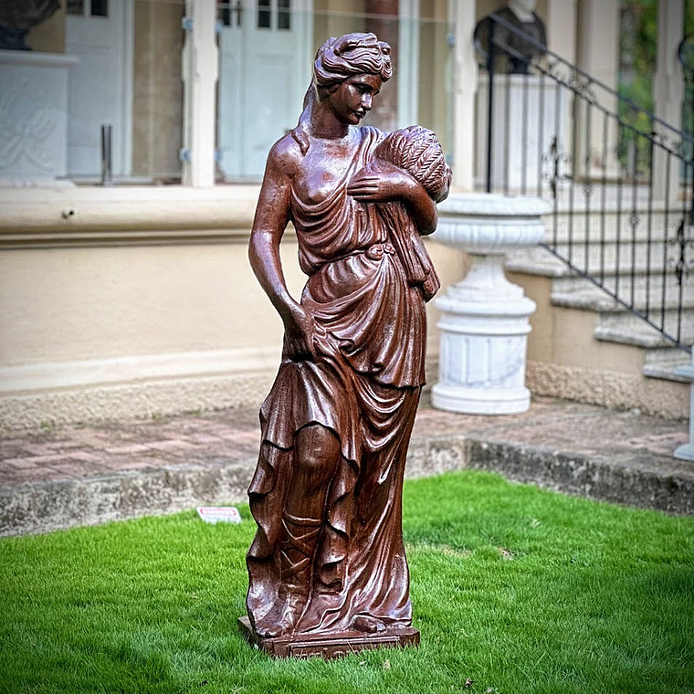 imagem do produto Escultura Ver�o de Ferro Fundido 175cm - EF020 Arte e Leveza Cl�ssica