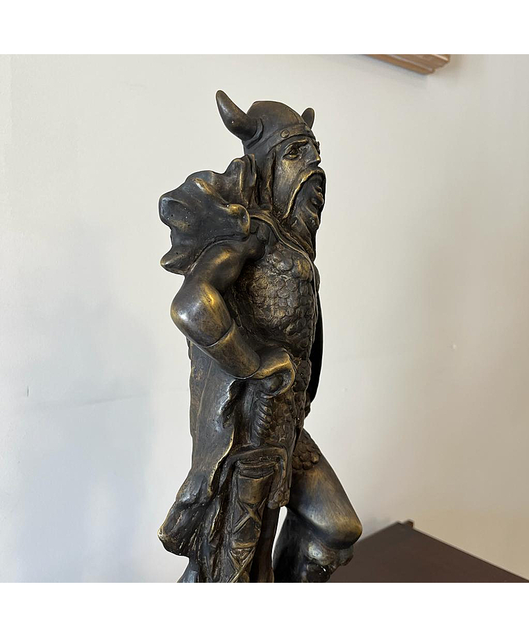imagem do produto Escultura Viking 48cm - EBZ586