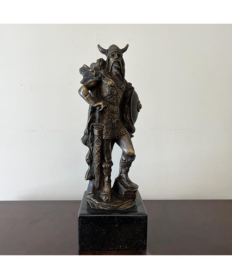 imagem do produto Escultura Viking 48cm - EBZ586