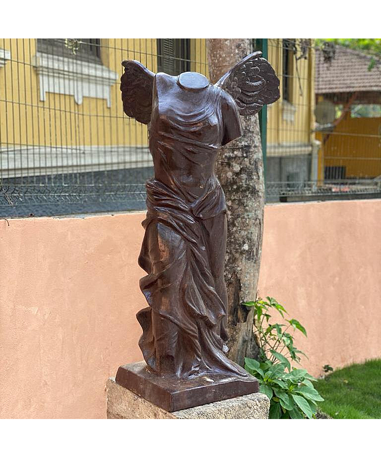 imagem do produto Escultura Vit�ria de Samotr�cia 120cm - EF230