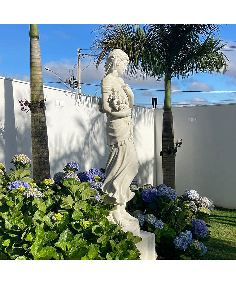 imagem do produto Est�tua 4 Esta��es Inverno 160cm - EML416 Arte Cl�ssica para Paisagismo