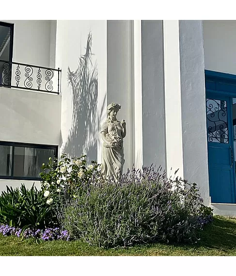 imagem de Estátua 4 Estações Primavera 160cm - EML413 Beleza Clássica em Destaque