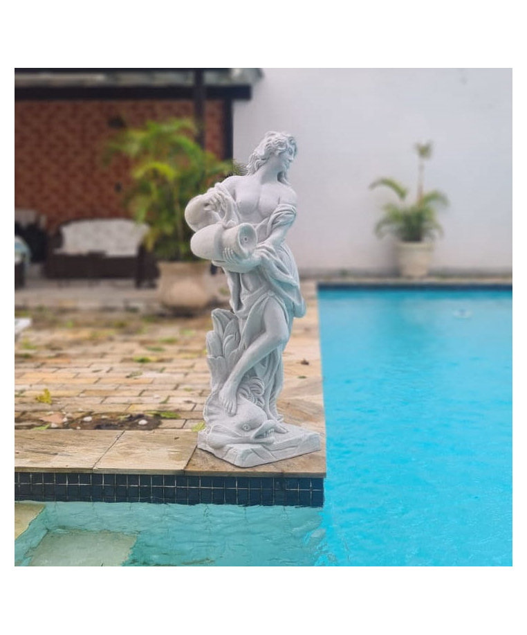 imagem do produto Est�tua para jardim Ninfa do Mar 140cm - EML039 Destaque Escultural e Sofisticado