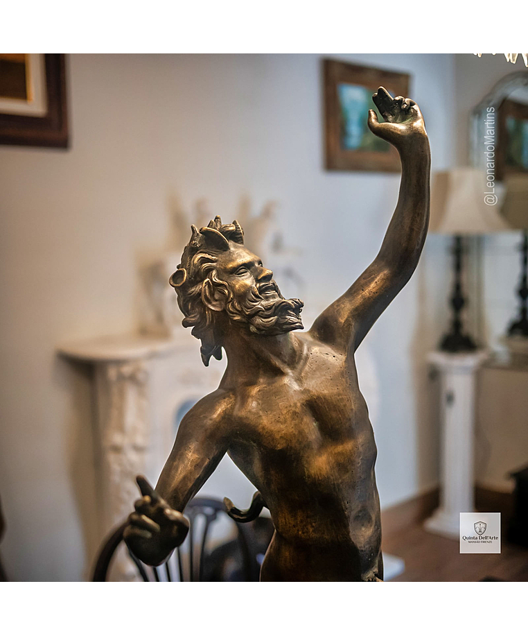 imagem do produto Fauno de Pompeia em Bronze 90cm EBZ689 Arte Cl�ssica e Sofistica��o