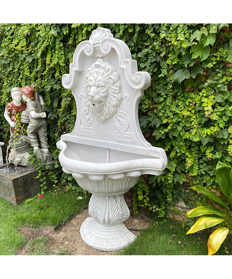 imagem do produto Fonte Cara de Le�o 170cm - FML077