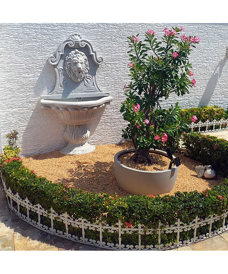 imagem do produto Fonte Cara de Le�o 170cm - FML077