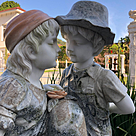 imagem do produto Fonte Casal Apaixonado em Marmore 135cm - FMP152 Escultura Romantica para Jardins de Luxo