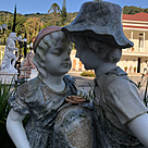 imagem do produto Fonte Casal Apaixonado em Marmore 135cm - FMP152 Escultura Romantica para Jardins de Luxo