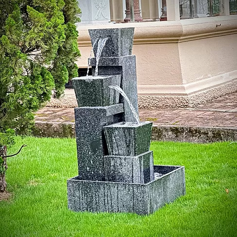 imagem de Fonte Cascata Contemporânea em Granito 125cm - FMP539 Design Sofisticado