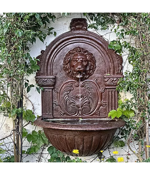 imagem de Fonte de Parede Cara de Leão em Ferro Fundido 120cm - FF160 Peça Decorativa para Jardins