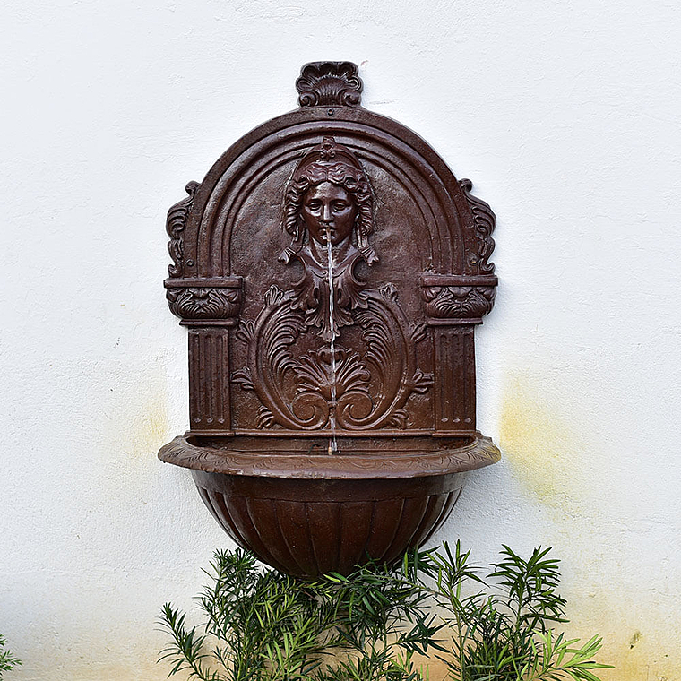 imagem do produto Fonte de Parede Face de Princesa em Ferro Fundido 120cm - FF160B Design Cl�ssico