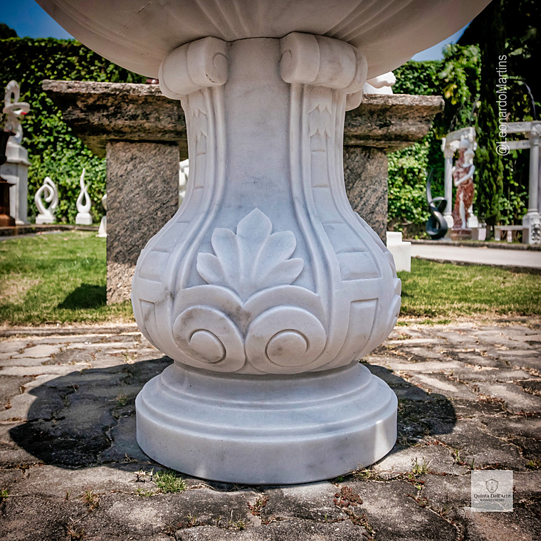 imagem do produto Fonte Lazio M�rmore Branco 120cm - FMP398 Eleg�ncia para Jardins