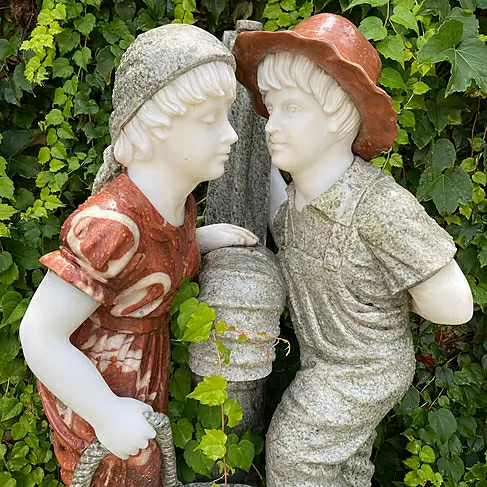 imagem de Fonte Menina e Menino em Mármore 130cm - FMP147 Jardins Elegantes
