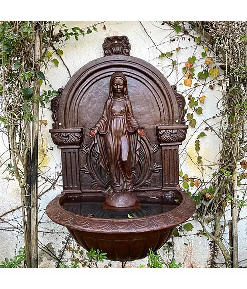 imagem de Fonte N.S das Graças em Ferro Fundido 120cm - FF215 | Arte Sacra para Jardins Sofisticados