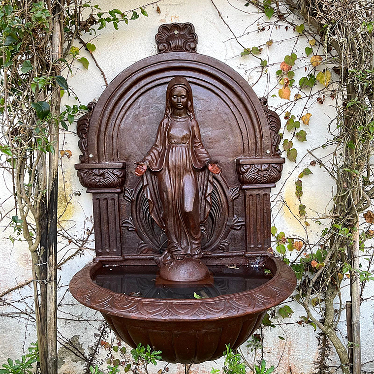 imagem do produto Fonte N.S das Gra�as em Ferro Fundido 120cm - FF215 Arte Sacra para Jardins Sofisticados