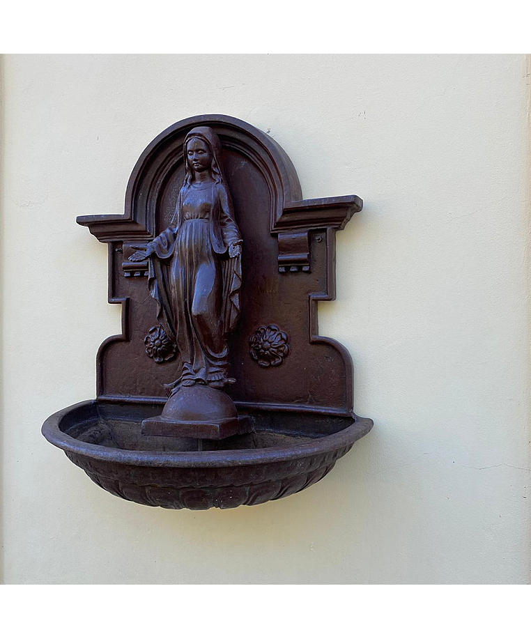 imagem do produto Fonte N.S  das Gra�as em Ferro Fundido 95cm - FF127 Arte Sacra para Jardins Sofisticados