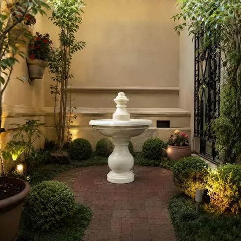 imagem de Fonte Serenata em Mármore Branco 120cm - FMP408