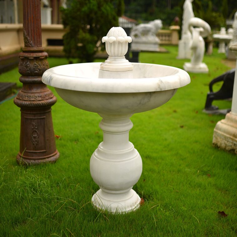 imagem do produto Fonte Vitoria em M�rmore Branco 110cm - FMP406 