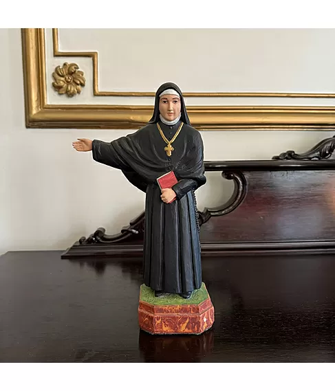 imagem de Imagem de Santa Gertrudes 33cm IR316 Para Ambientes Delicados