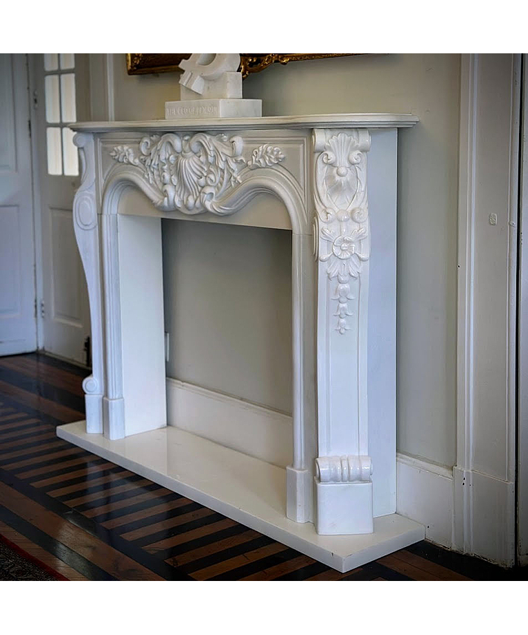 imagem do produto Lareira Bolonha em M�rmore Branco 130cm - VRMP346