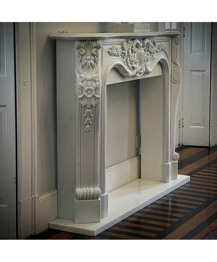 imagem do produto Lareira Bolonha em M�rmore Branco 130cm - VRMP346