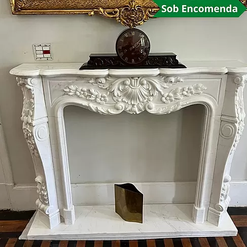 imagem de Lareira em Mármore Branco 150cm VRMP298 Sofisticada para Ambientes de Alto Padrão