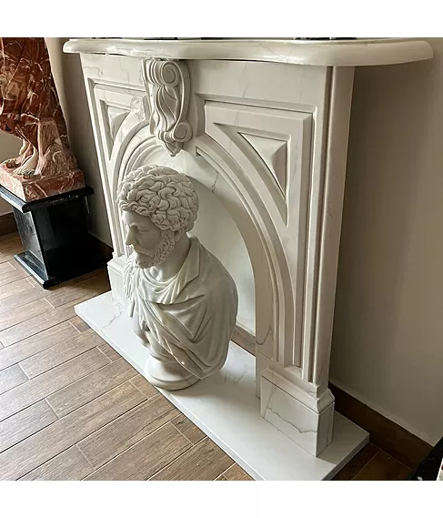 imagem de Lareira Málaga em Mármore Branco 130cm VRMP345 Elegante para Ambientes Sofisticados